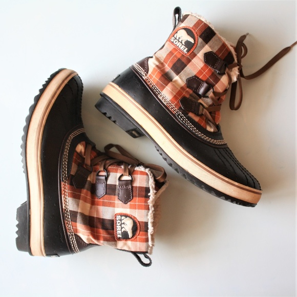 sorel plaid duck boots
